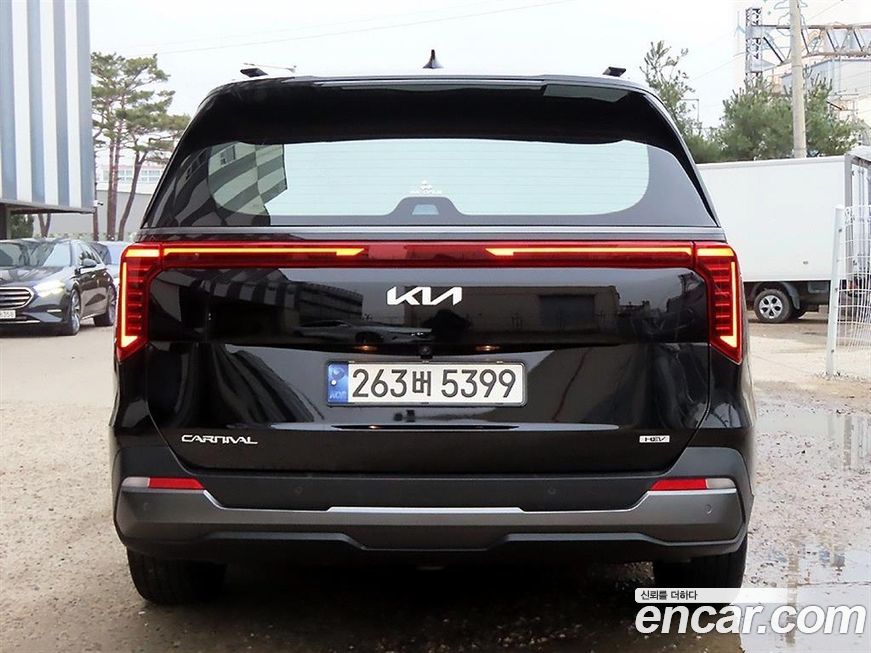 Kia Canival 2025