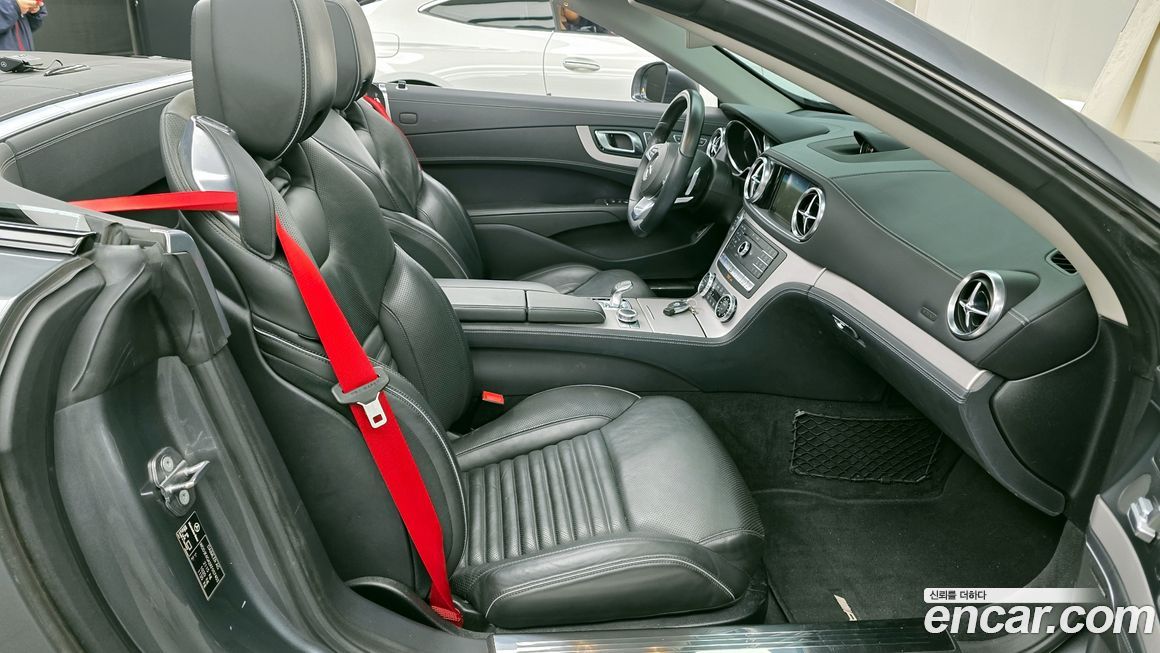 Mercedes-Benz SL-Class 2019