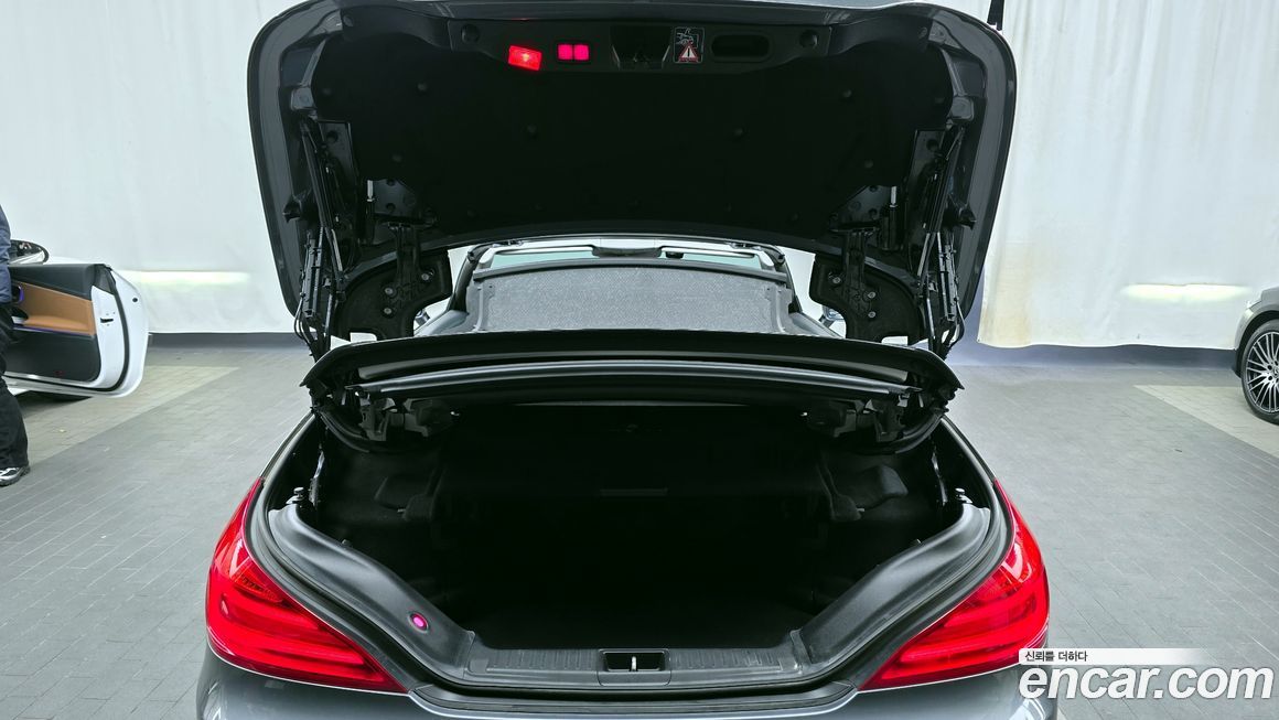 Mercedes-Benz SL-Class 2019