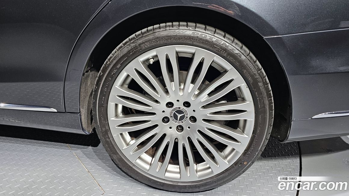 Mercedes-Benz S-Class 2019