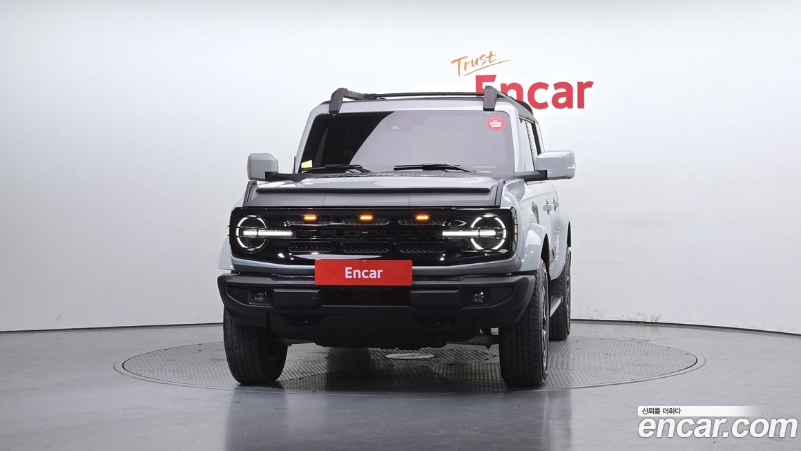 Ford Bronco 2023