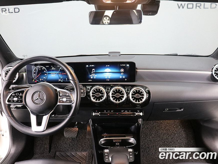 Mercedes-Benz A-Class 2022