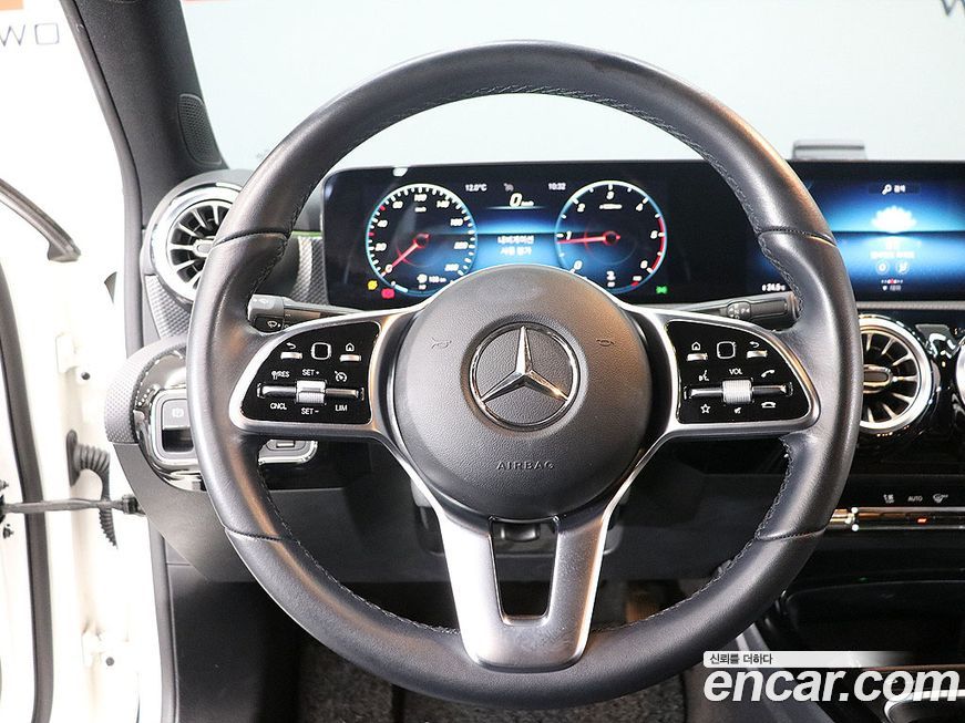 Mercedes-Benz A-Class 2022
