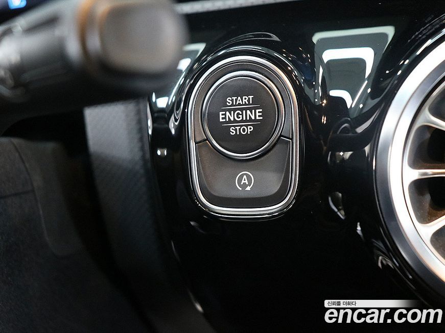 Mercedes-Benz A-Class 2022