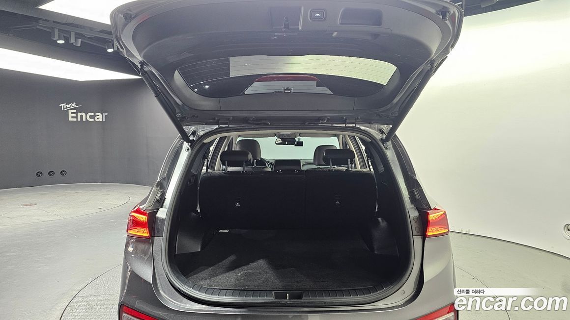 Hyundai Santafe 2020