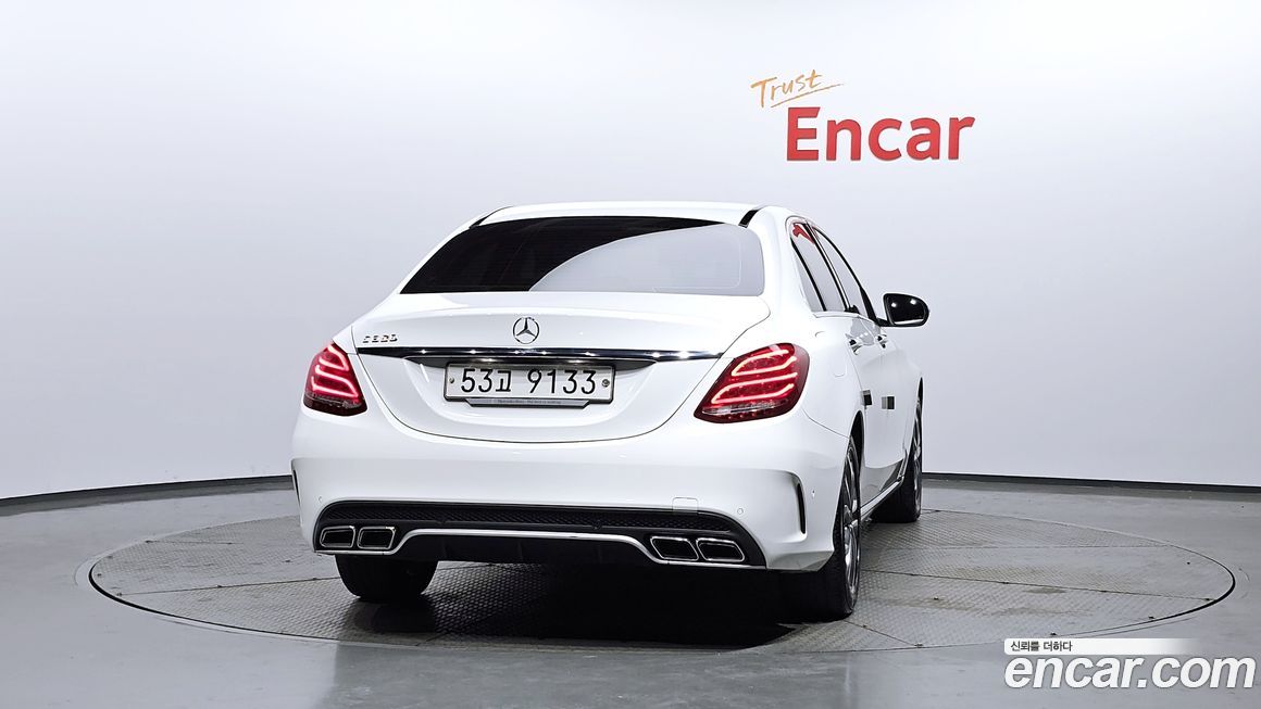 Mercedes-Benz C-Class 2015