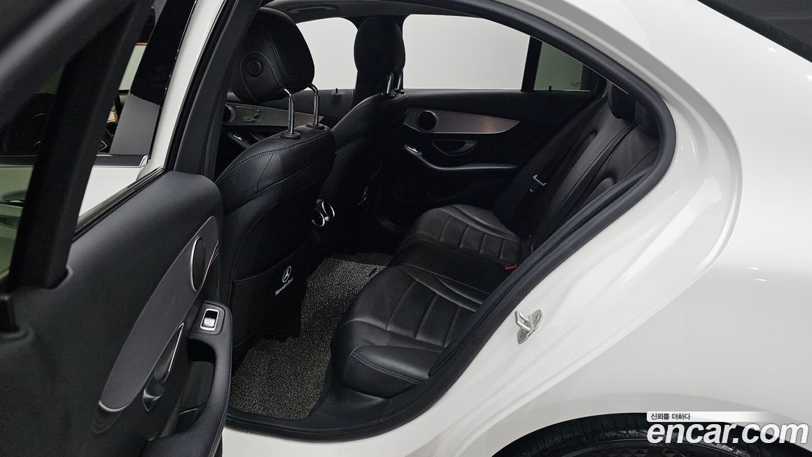 Mercedes-Benz C-Class 2015