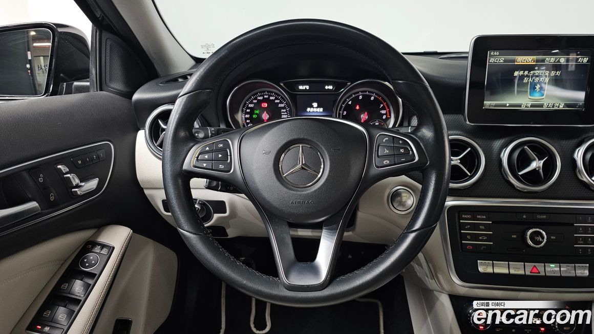 Mercedes-Benz GLA-Class 2018