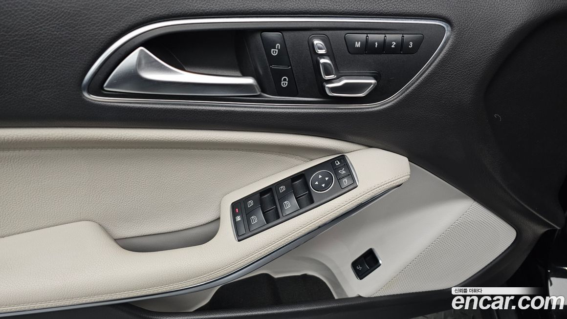 Mercedes-Benz GLA-Class 2018