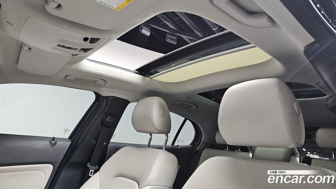 Mercedes-Benz GLA-Class 2018