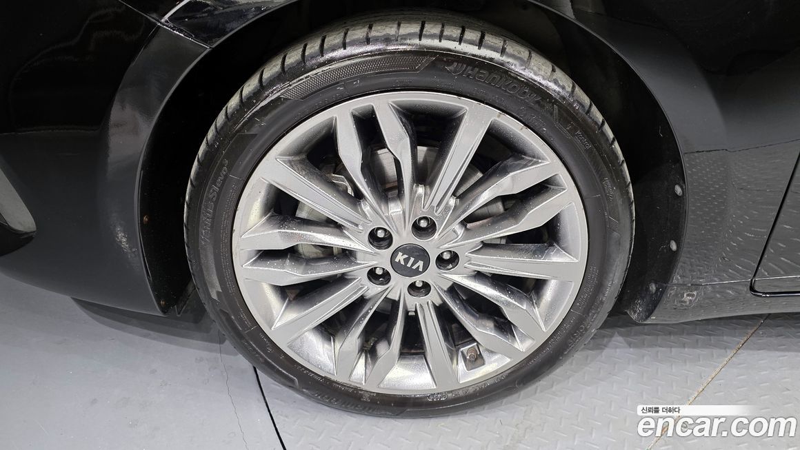 Kia K7 2021