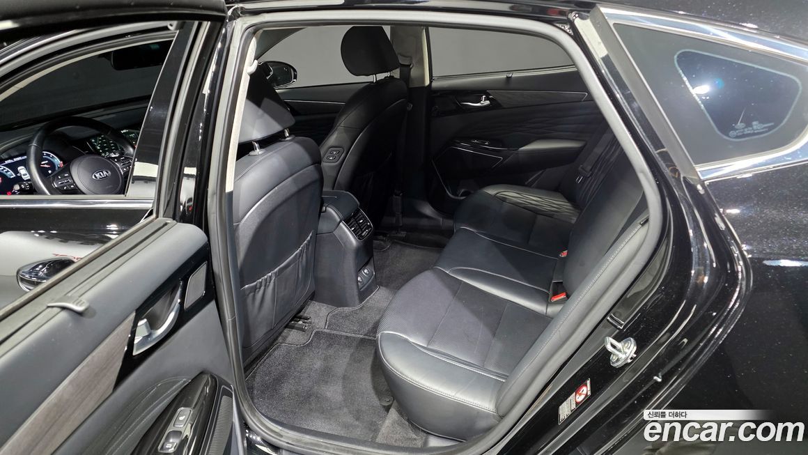 Kia K7 2021