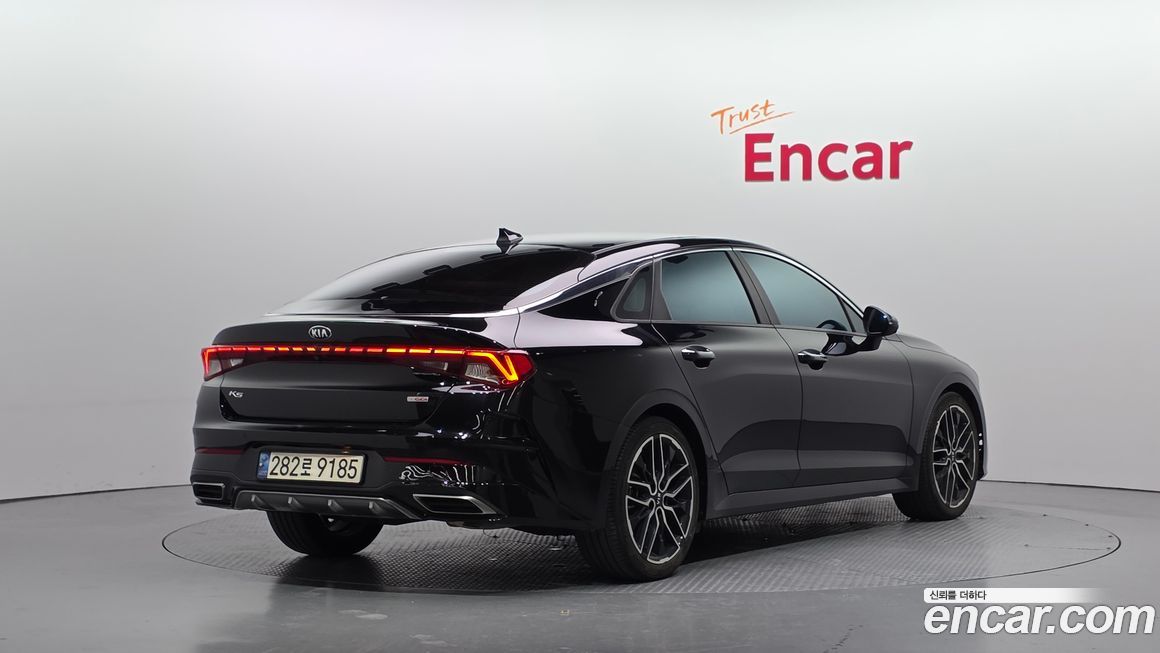 Kia K5 2021
