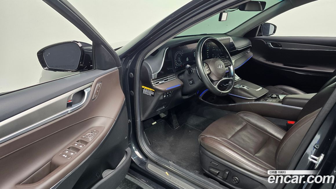 Hyundai Grandeur 2020