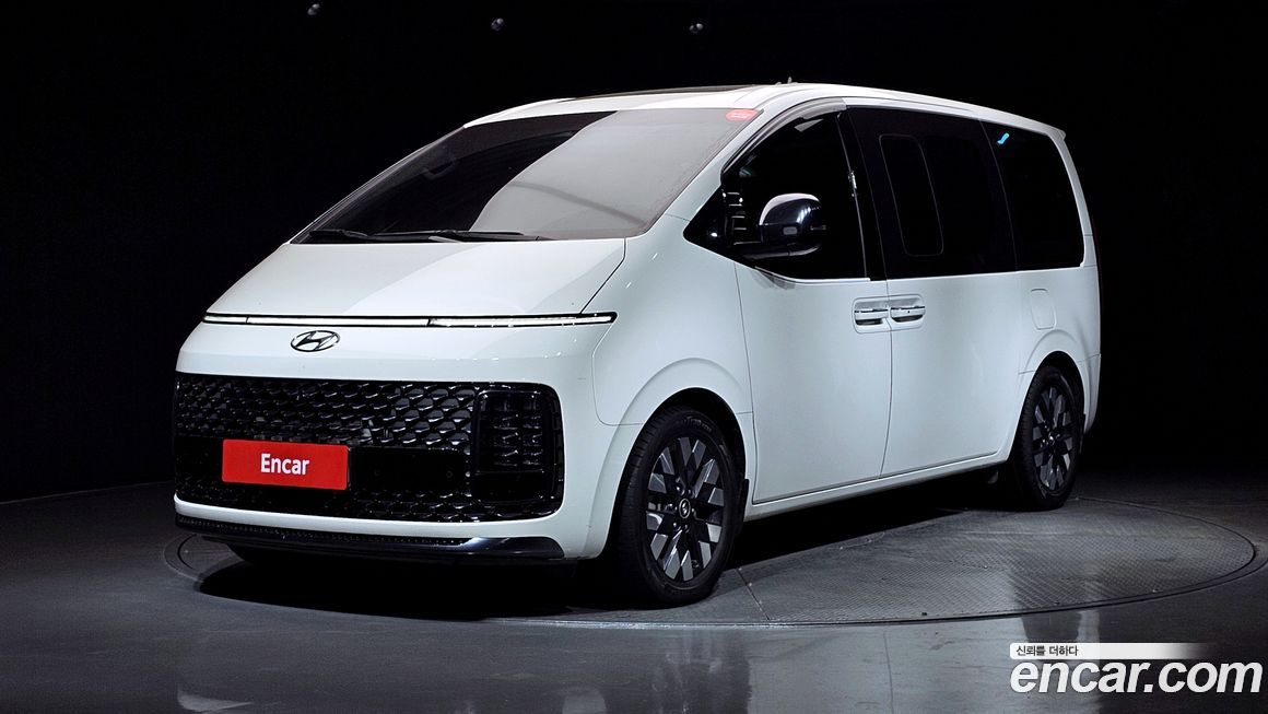 Hyundai Staria 2024