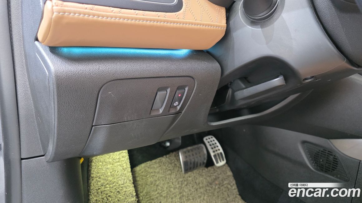 Renault-KoreaSamsung SM6 2023