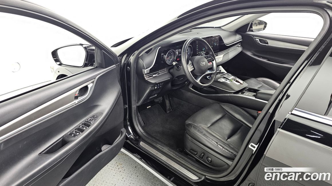 Hyundai Grandeur 2021