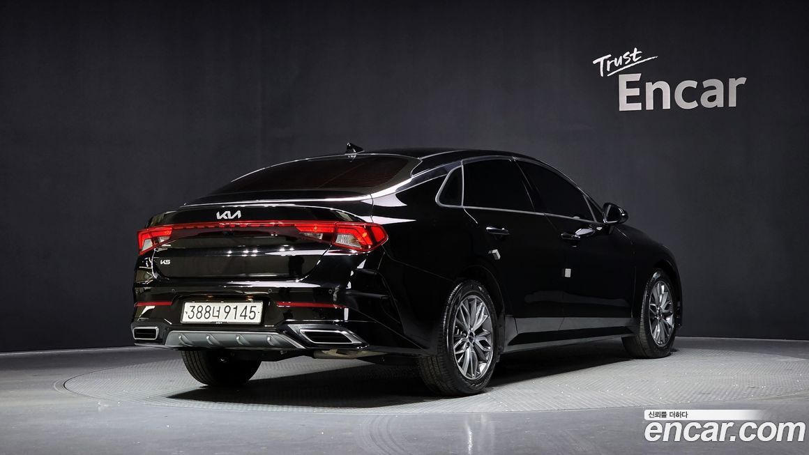 Kia K5 2023