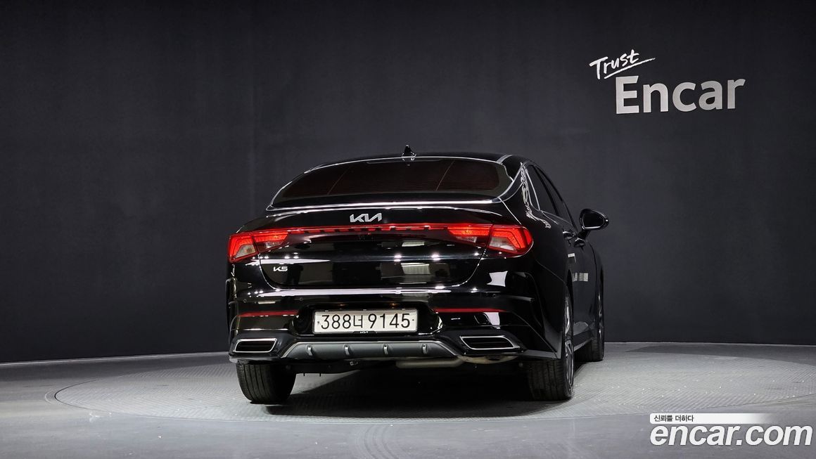 Kia K5 2023