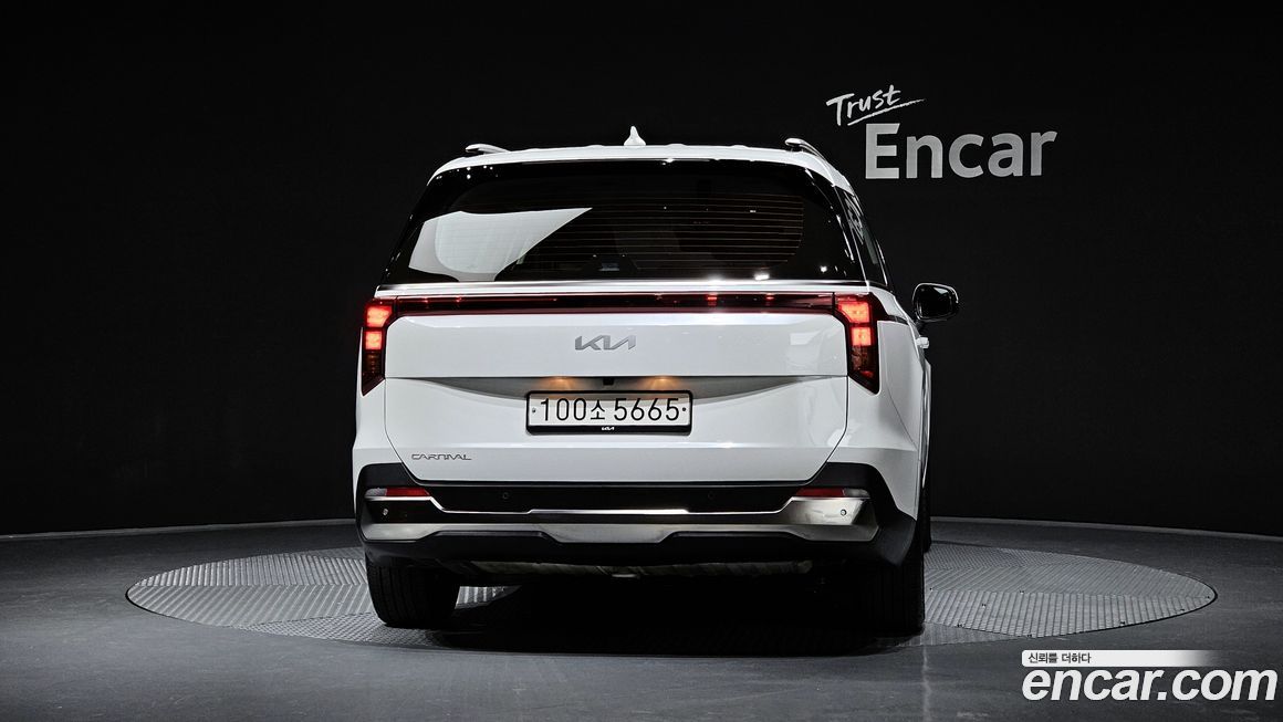 Kia Canival 2025