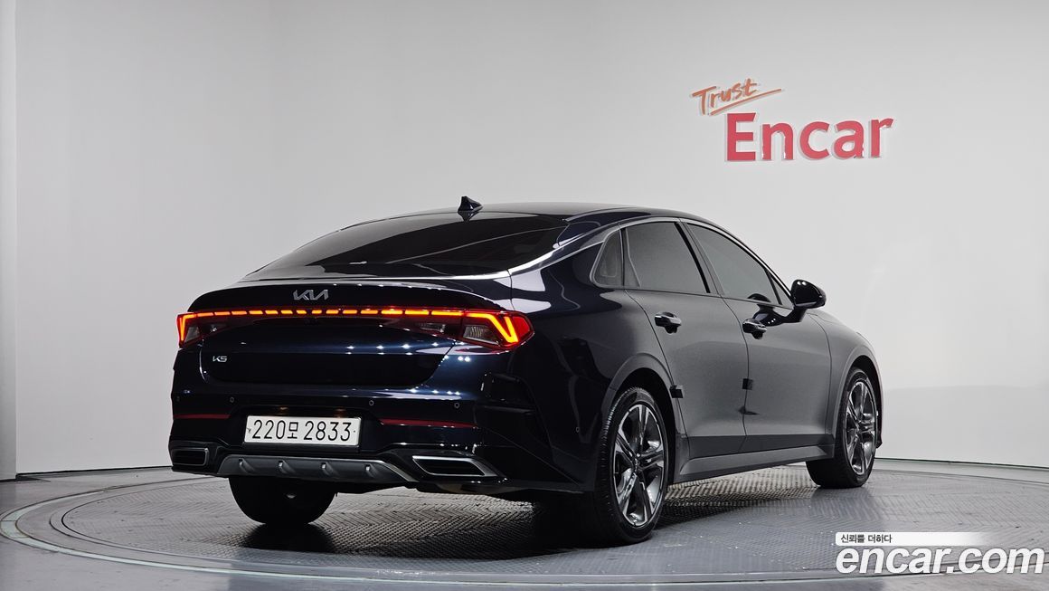 Kia K5 2023