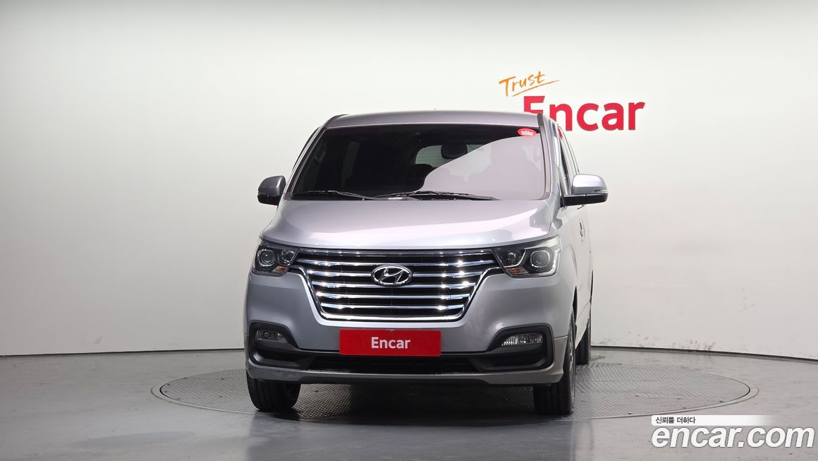 Hyundai Starex 2019
