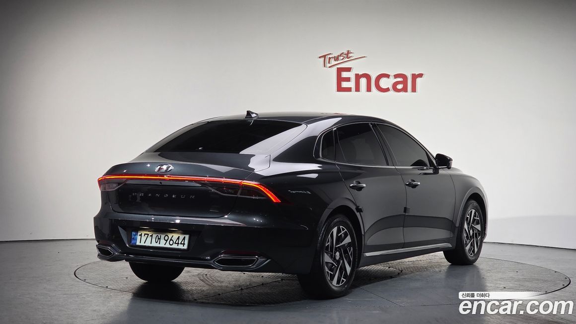 Hyundai Grandeur 2022