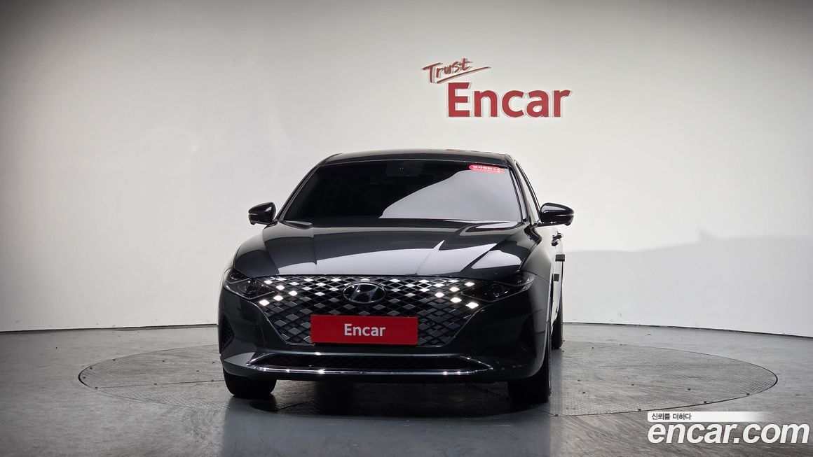 Hyundai Grandeur 2022