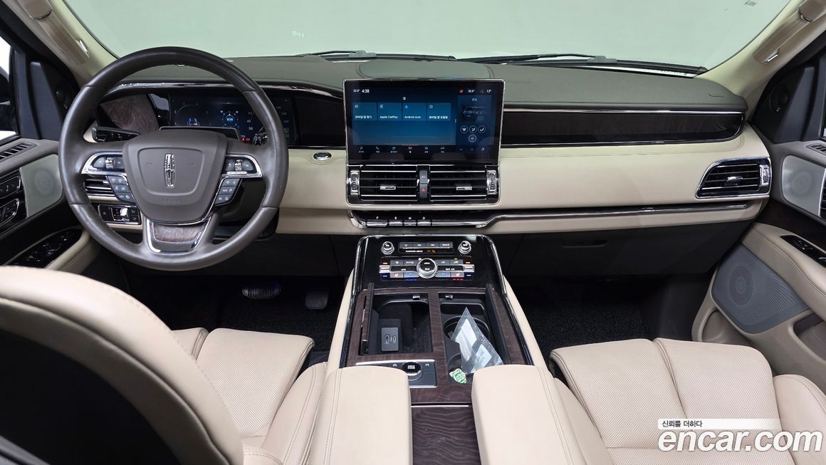 Lincoln Navigator 2022