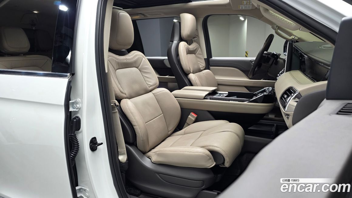 Lincoln Navigator 2022