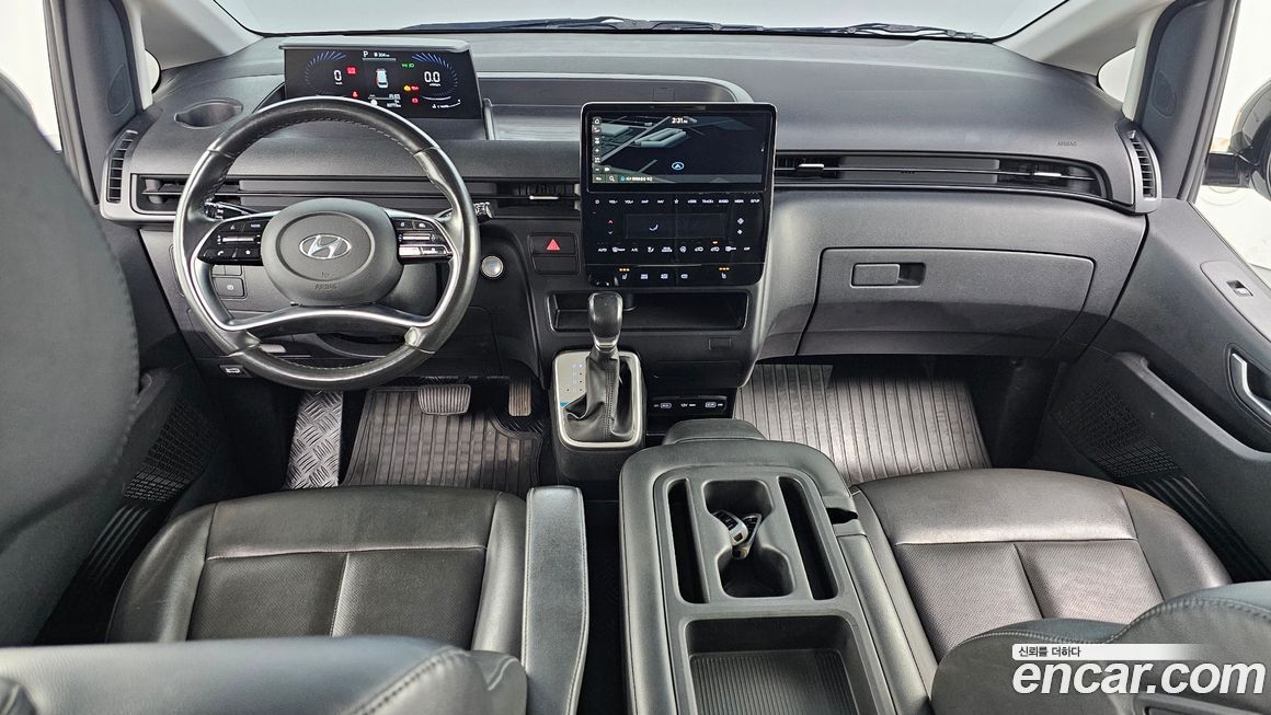 Hyundai Staria 2022