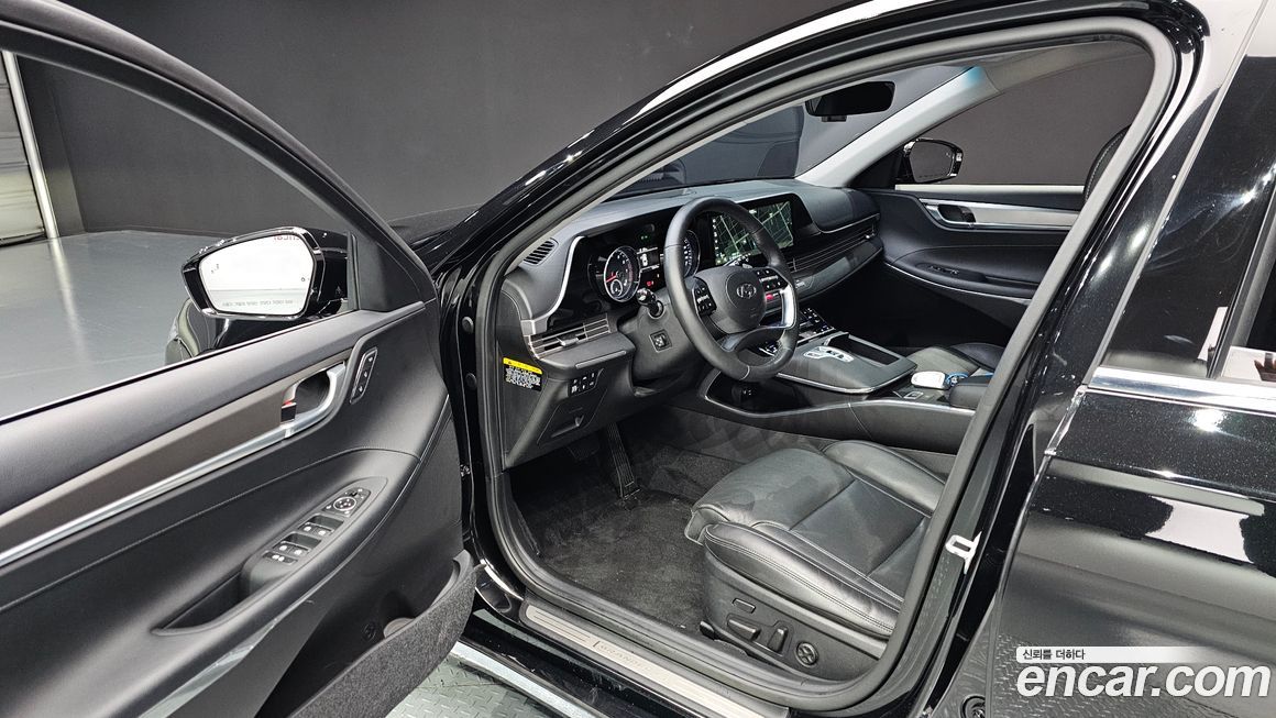 Hyundai Grandeur 2020