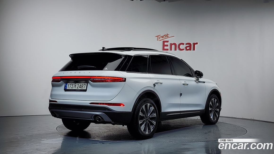 Lincoln Corsair 2021