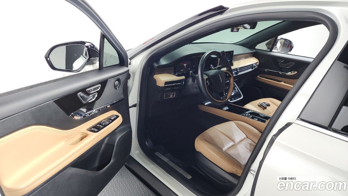 Lincoln Corsair 2021