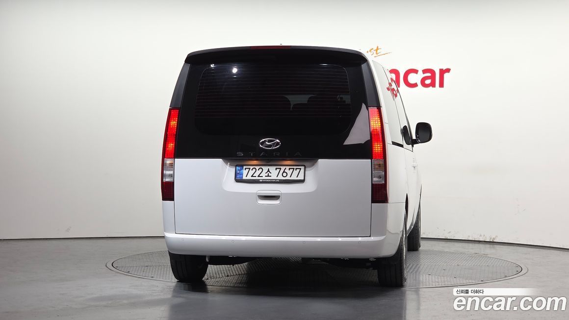 Hyundai Staria 2023