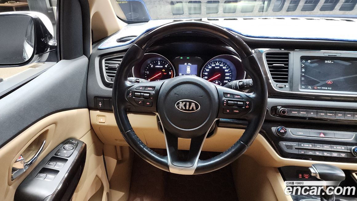 Kia Canival 2019