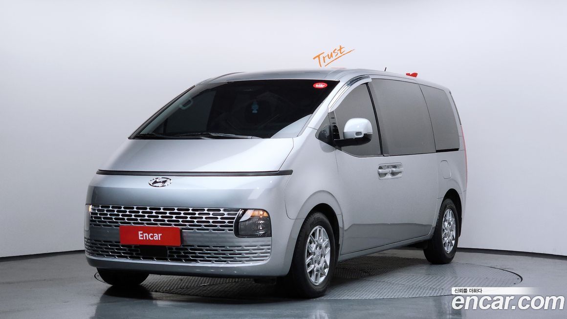 Hyundai Staria 2023