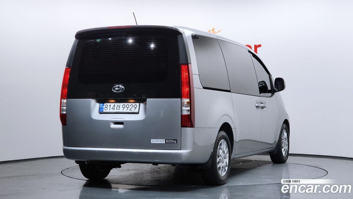 Hyundai Staria 2023