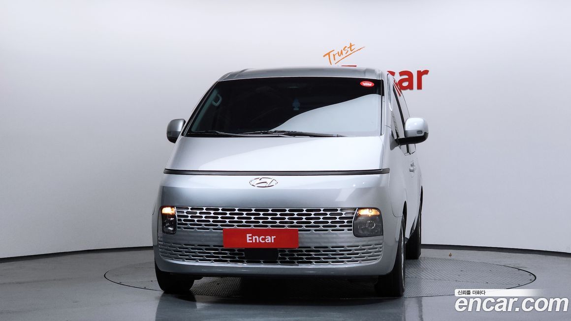 Hyundai Staria 2023