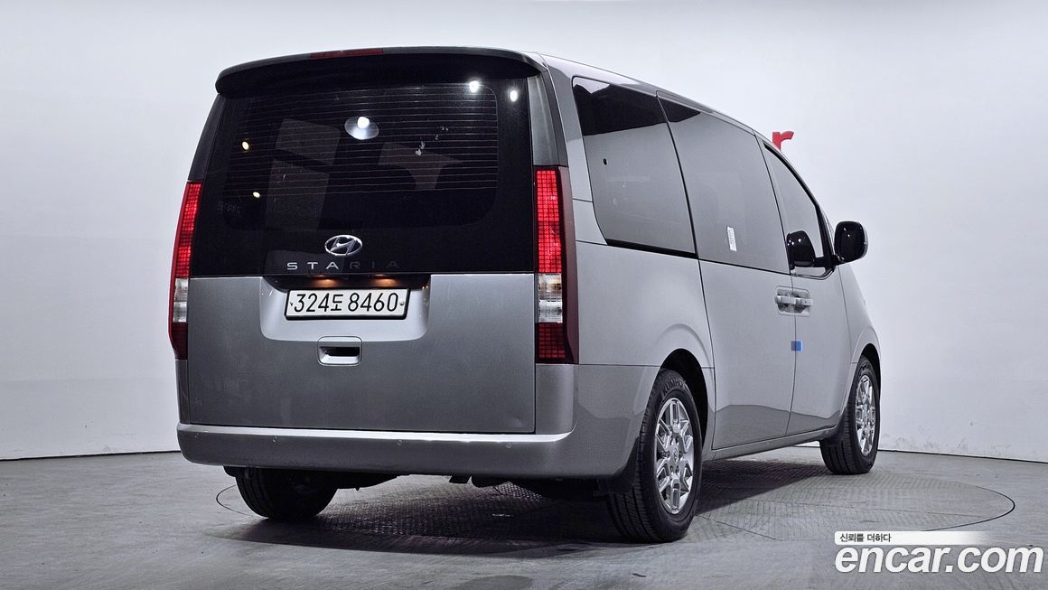 Hyundai Staria 2022