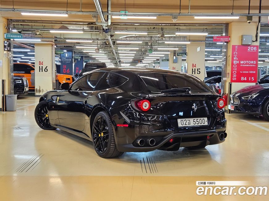 Ferrari FF 2012