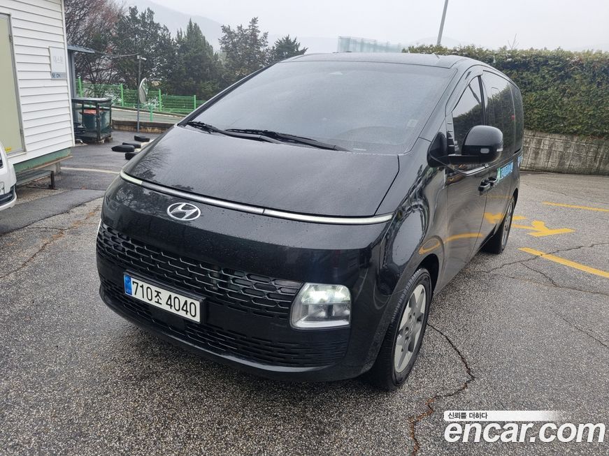 Hyundai Staria 2024