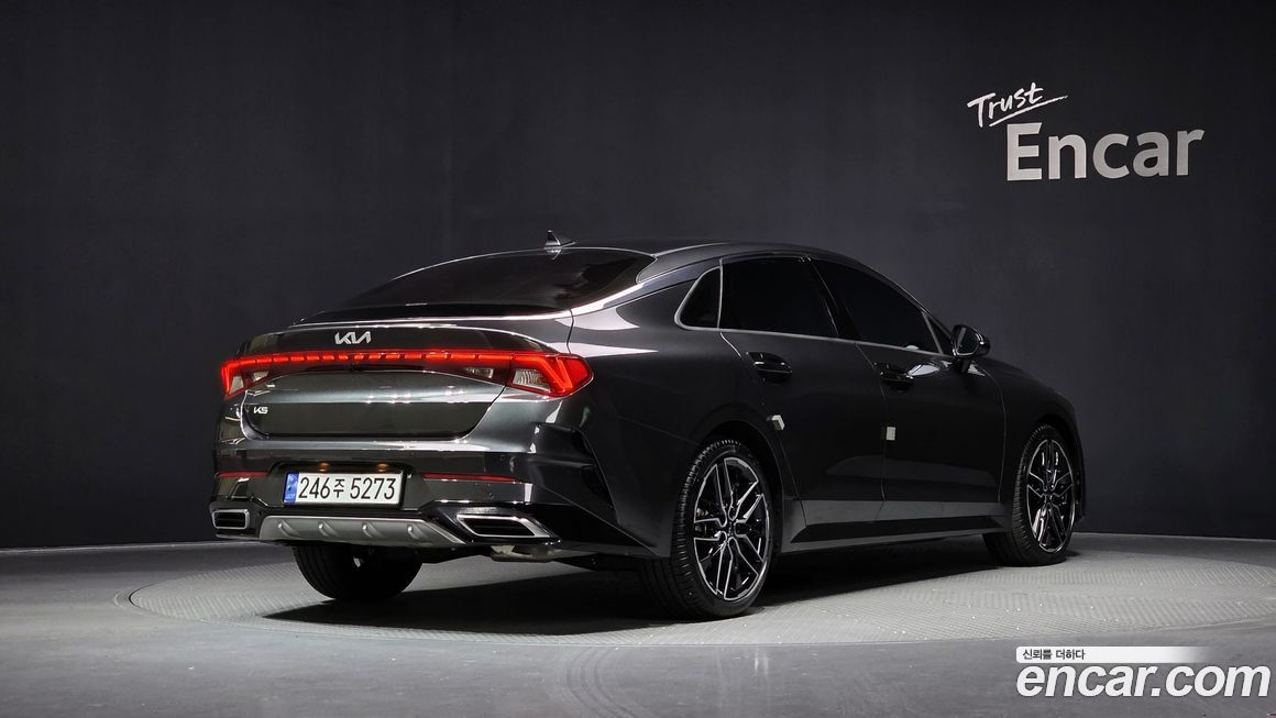 Kia K5 2023