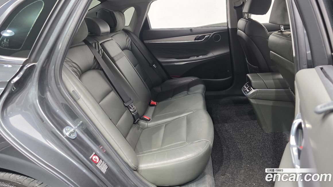 Hyundai Grandeur 2021