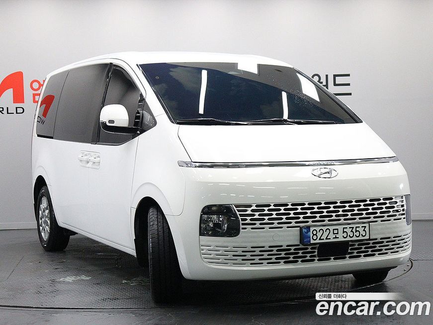 Hyundai Staria 2023