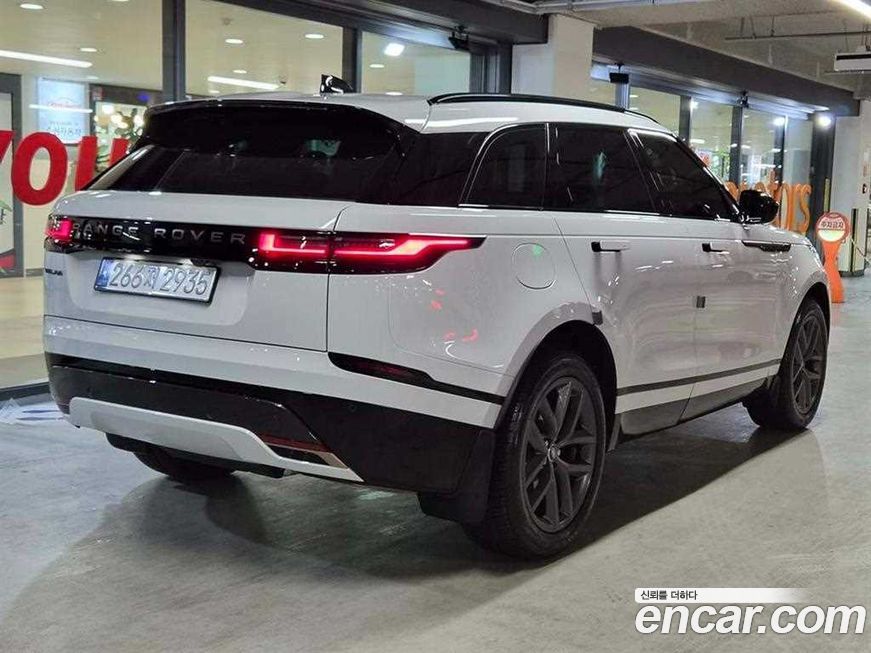 Land Rover Range Rover Velar 2025