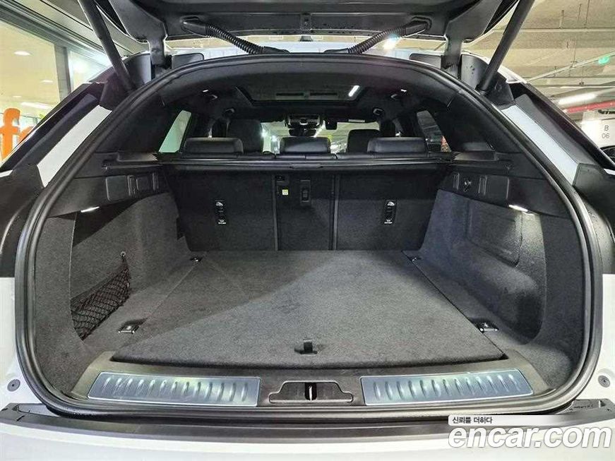 Land Rover Range Rover Velar 2025