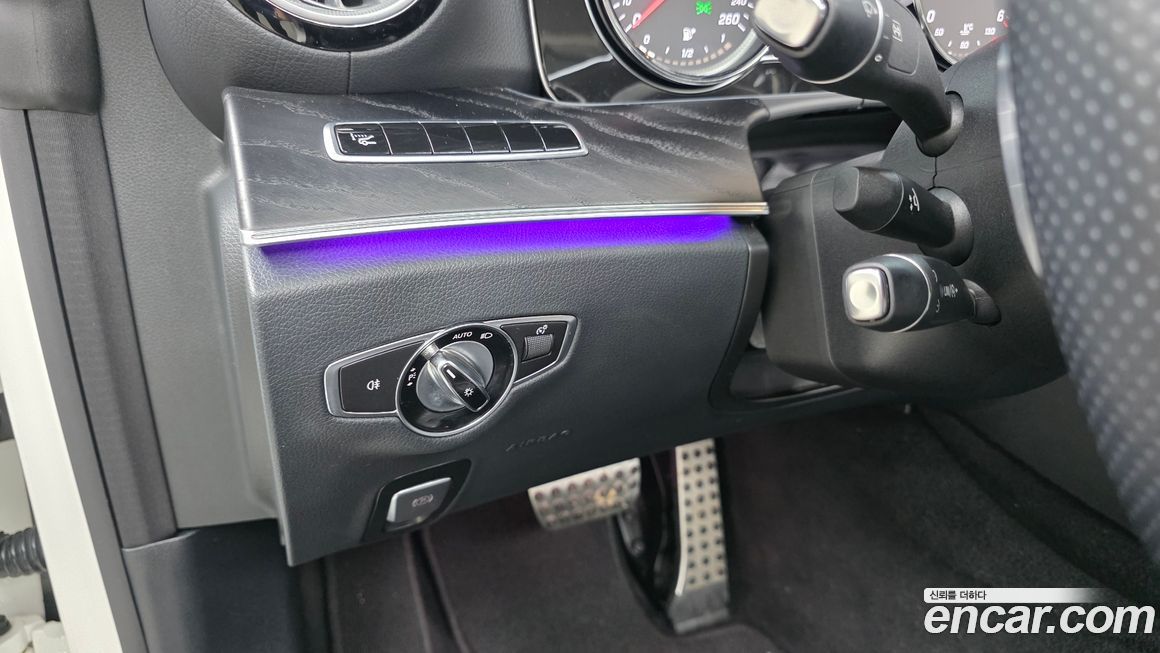 Mercedes-Benz E-Class 2018