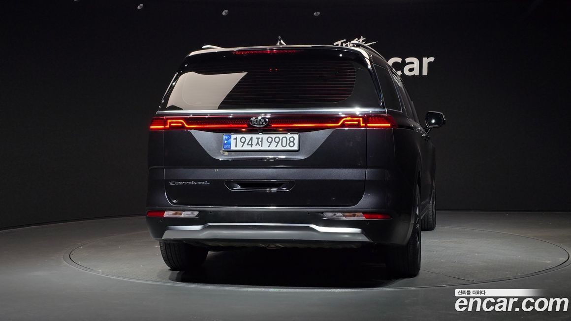 Kia Canival 2021