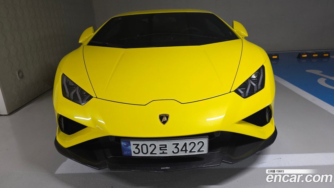 Lamborghini Huracan 2022